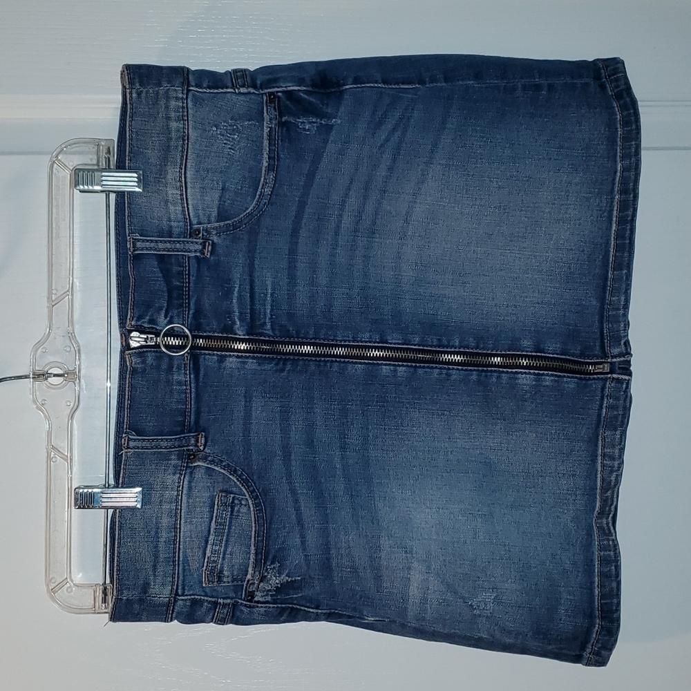 Sneak Peek High Rise Denim mini skirt size large